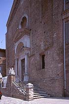 Marche. Urbino, chiesa di San Domenico.